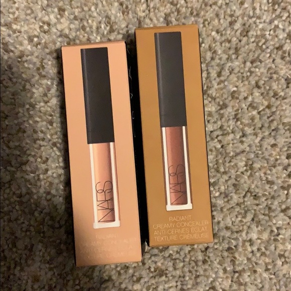 Makeup - Picture 7 of 8